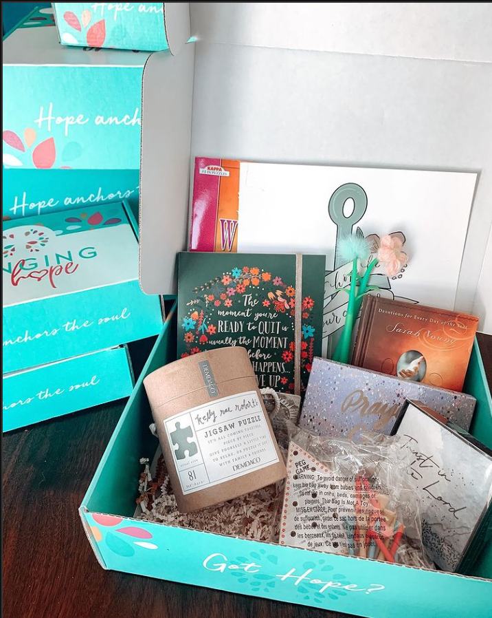 The Hanging on Hope Box | Subscription Gift for Cancer Patients